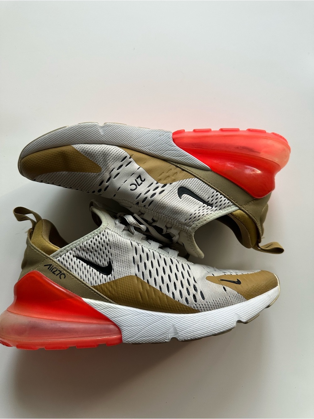 Women’s Nike Air Max 270